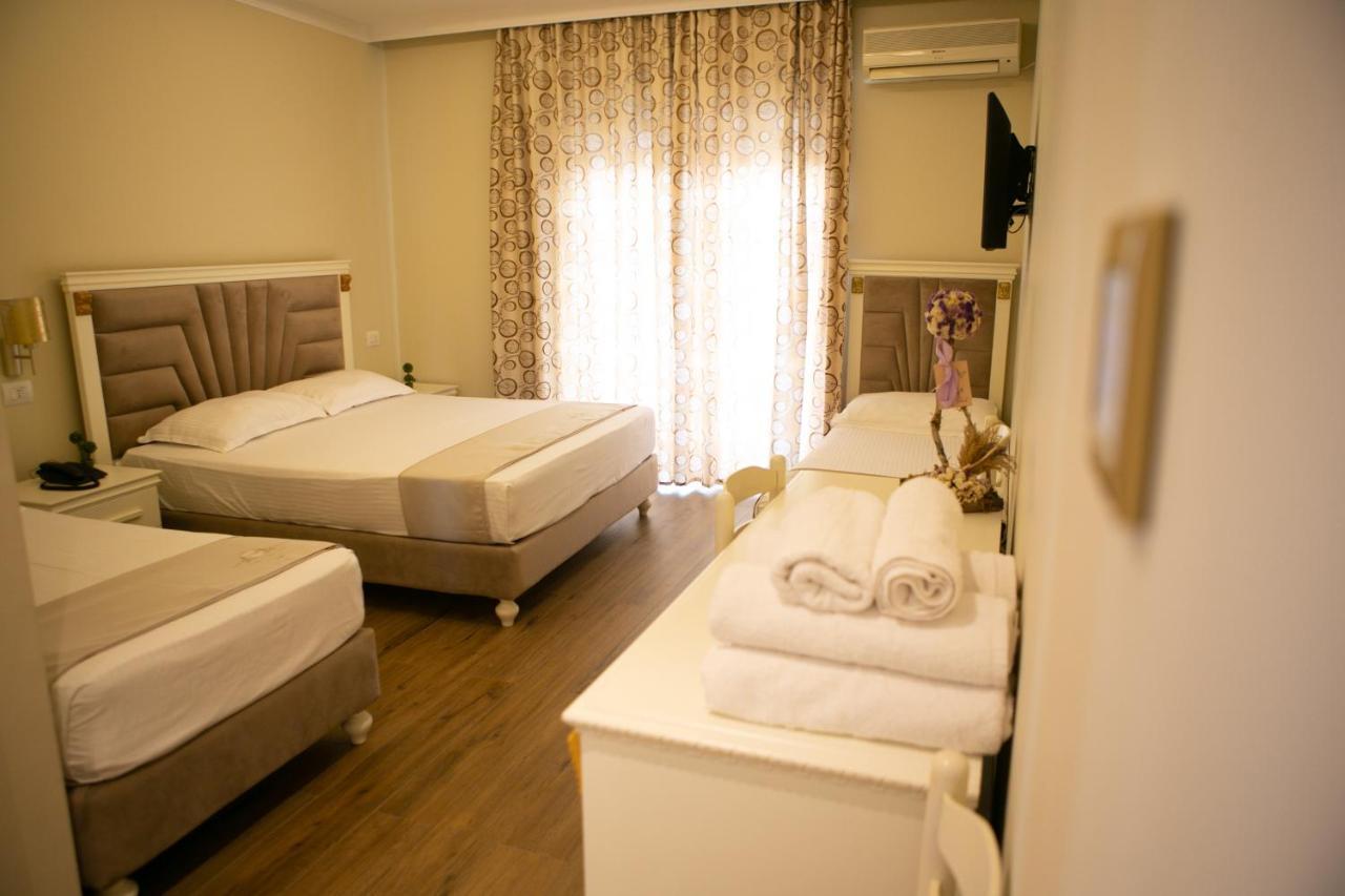 Hotel Vila Mare Durrës 外观 照片