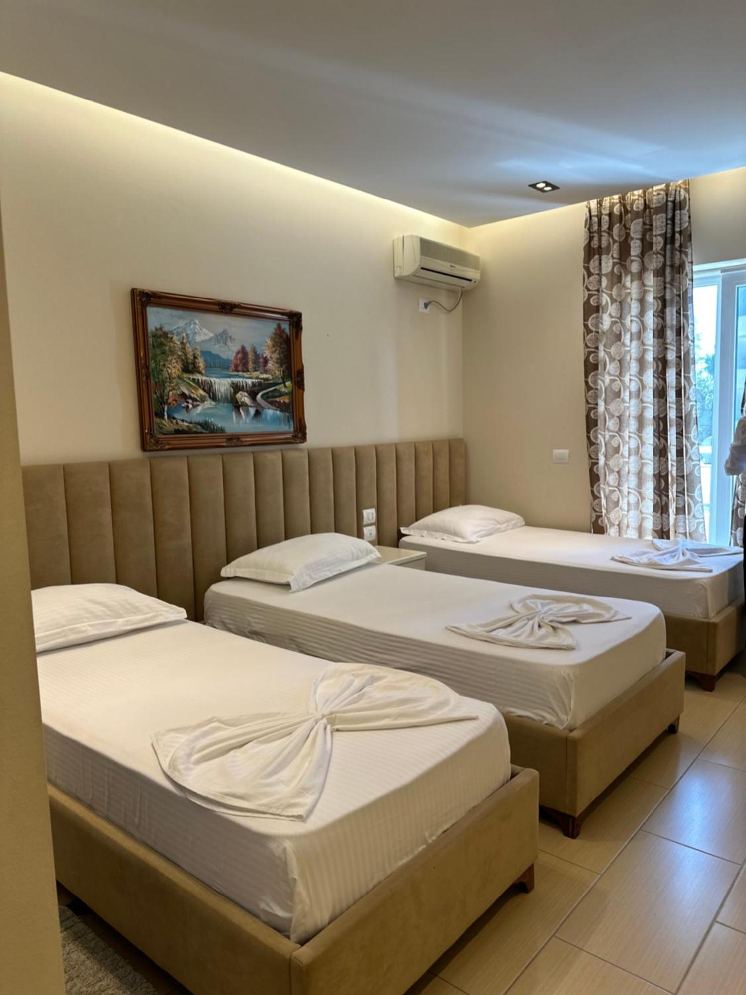 Hotel Vila Mare Durrës 外观 照片