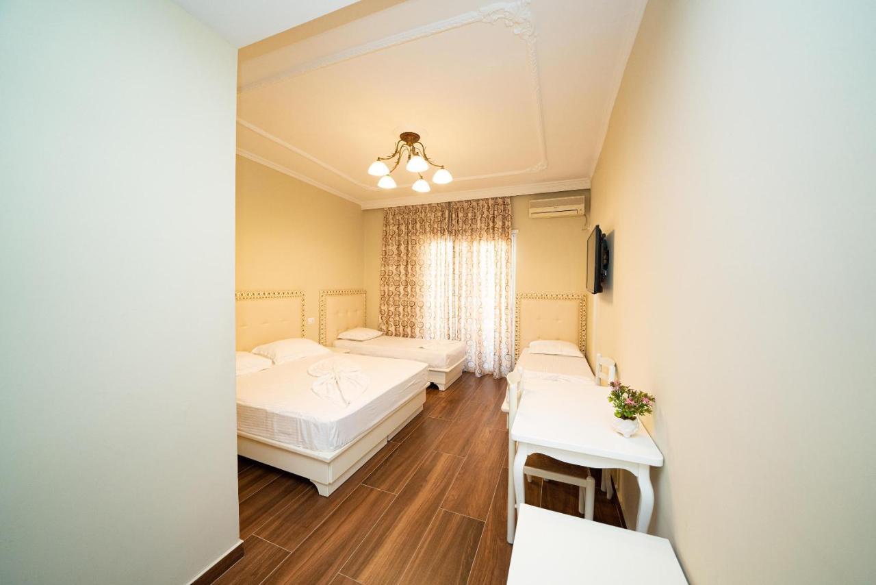 Hotel Vila Mare Durrës 外观 照片