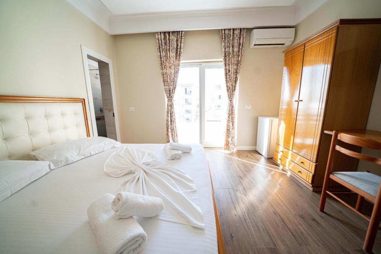 Hotel Vila Mare Durrës 外观 照片